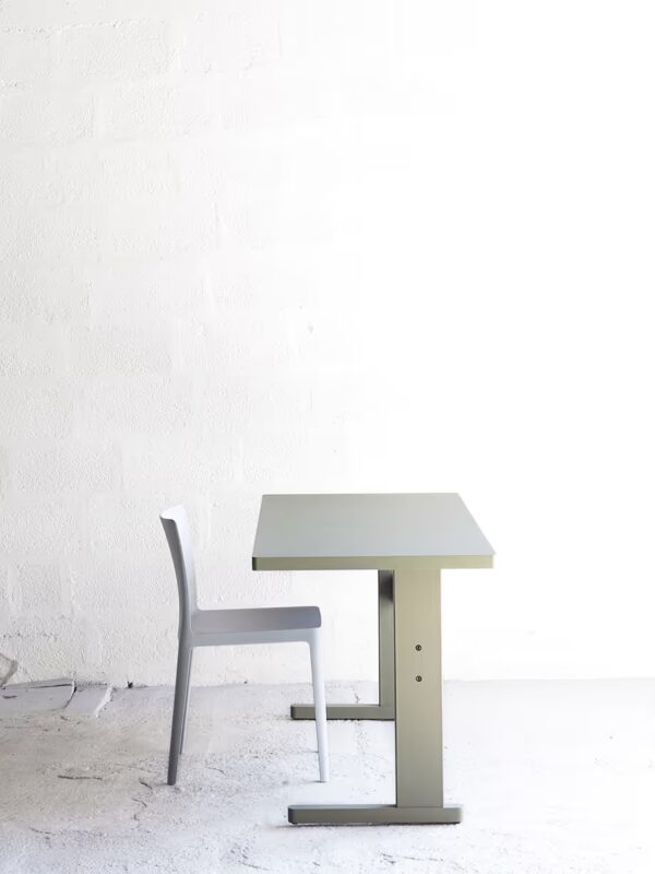HAY - Passerelle Desk Oak. Ink black – Bild 4