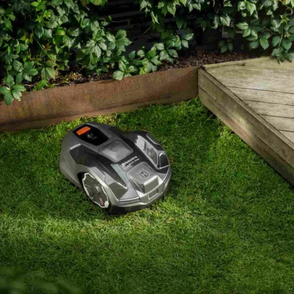 Husqvarna Automower 405XE NERA + Garage – Image 6