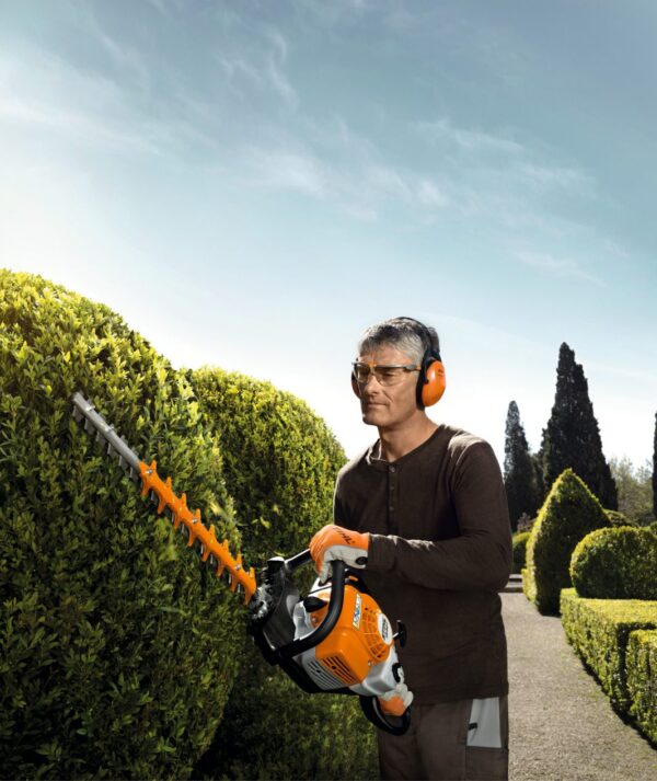 Taille haie thermique Stihl HS 82 T - Imagen 2