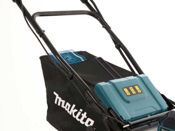 Cortacésped inalámbrico Makita DLM530PT4 de 53 cm, 2 baterías de 18 V con 4 baterías de iones de litio de 5,0 Ah y cargador doble - Image 8